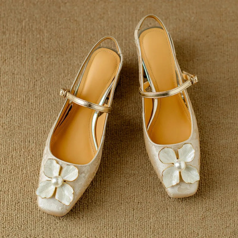 Women's Floral Slingback Square Toe Block Heel Pumps — detail view