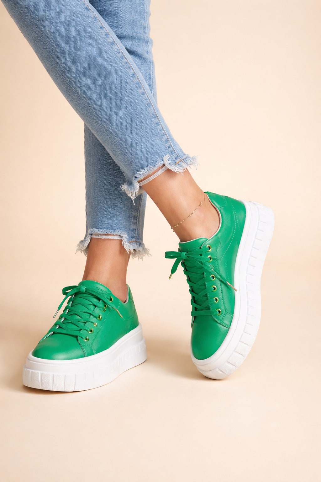 Lace Up Low Top for Women - Green